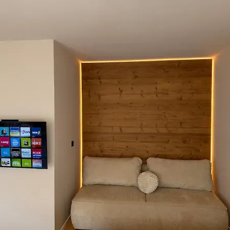 Apartmán Morehome Zentral Parkplatz Balkon Naehe Therme